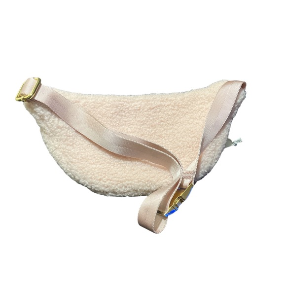 Stoney Clover Ln sherpa fanny pack Rosa - Picture 3 of 7